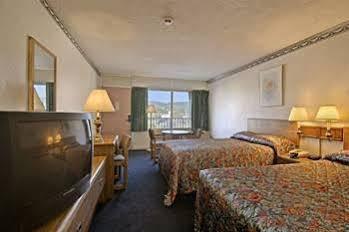 Red Carpet Inn And Suites Scranton Eksteriør billede