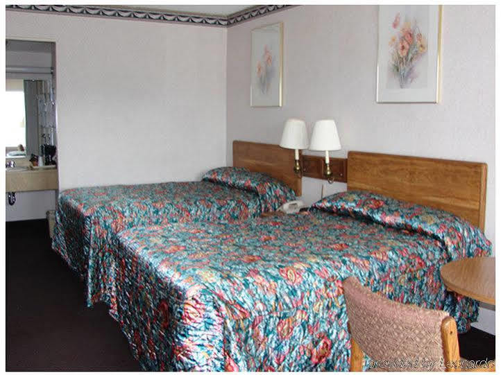 Red Carpet Inn And Suites Scranton Eksteriør billede